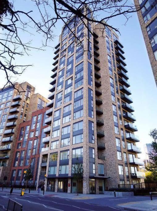 Luxury 2 Bed Ensuite 2 Bathroom Apartment East Croydon South Norwood Buitenkant foto